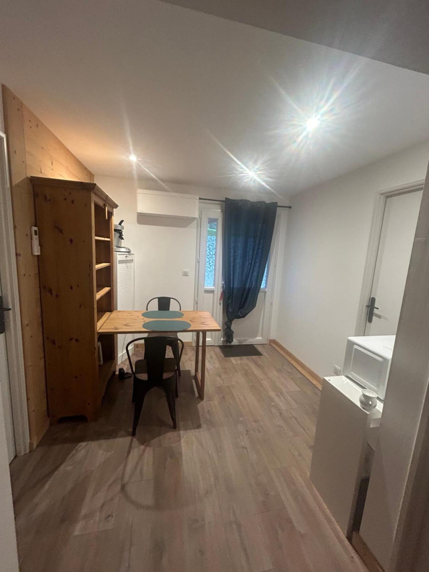 Studio Dans Maison 2 Personnes Sainte-Helene-du-Lac Eksteriør billede